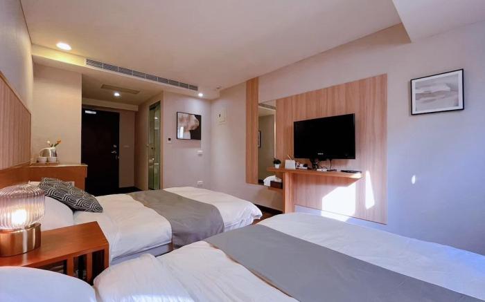 Stay in Ximending Room for 4 [僅限國外旅客入住]