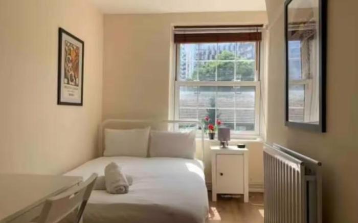 APlaceToStay Central London apartment, Zone 1 CAM