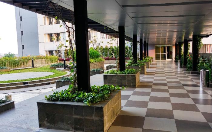 New Furnished Comfy 2BR Nifarro Park By Travelio