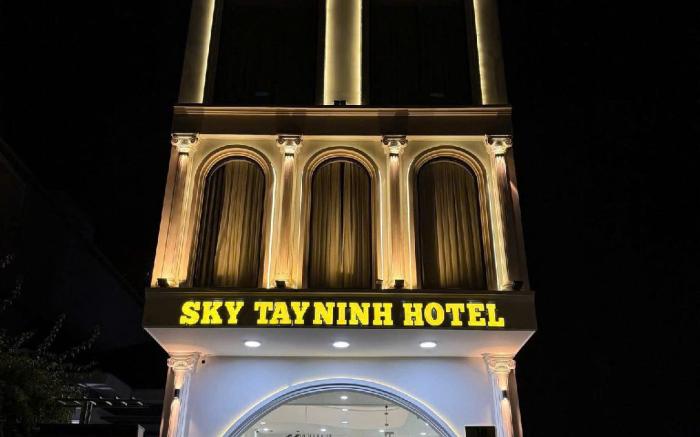 Sky Tay Ninh Hotel
