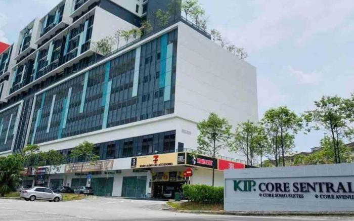 Family Homestay Near KLIA Airport