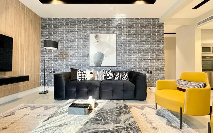 C Living - Executive - AQIQ