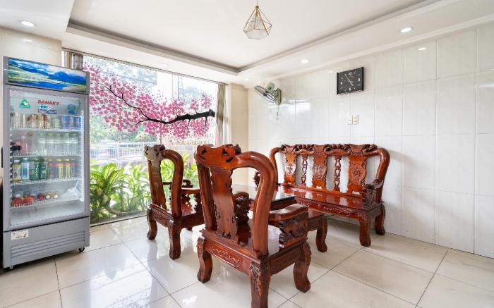 Townhouse Oak Nam Phuong Hoang Hau Near Lotte Mart