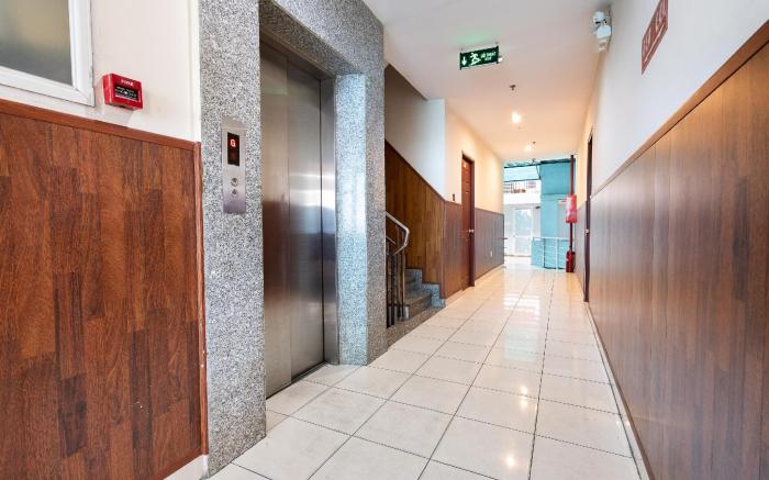 Townhouse Oak Nam Phuong Hoang Hau Near Lotte Mart