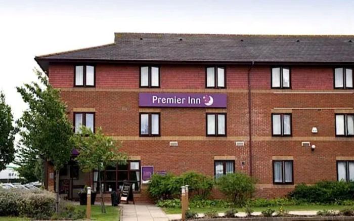 Premier Inn Huntingdon - A1/A14