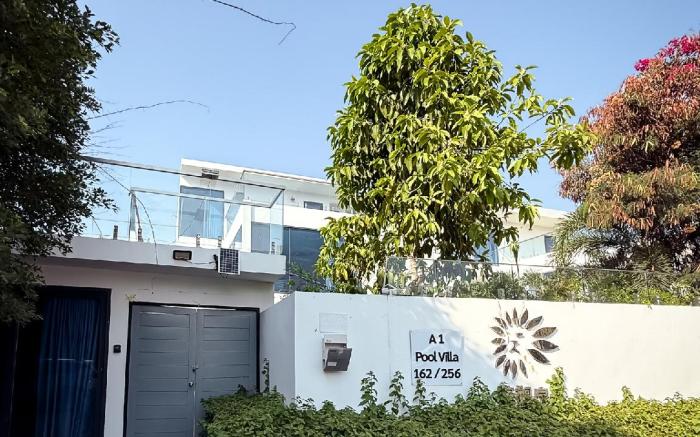 Magnitude Luxurious 6 Bedroom Pool Villa