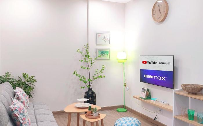 Cozy APT - HBO GO - Sky Garden - Business Lounge