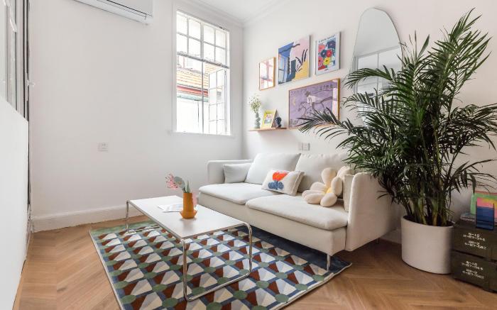 南京路百年建筑丨带投影行李间