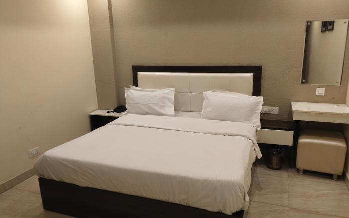 Hotel LUX by Heavenn