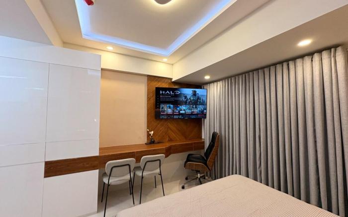 Near SM Lanang Condo with Balcony - One Lakeshore