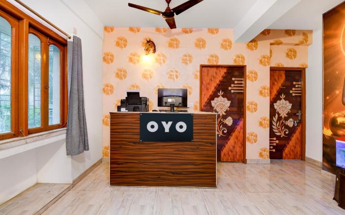 Hotel O The Golden Nest Kavi Sukanta Metro Station