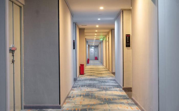 Kaji Hotel - Guangzhou North Railway Station Huadu Square Metro Station Branch