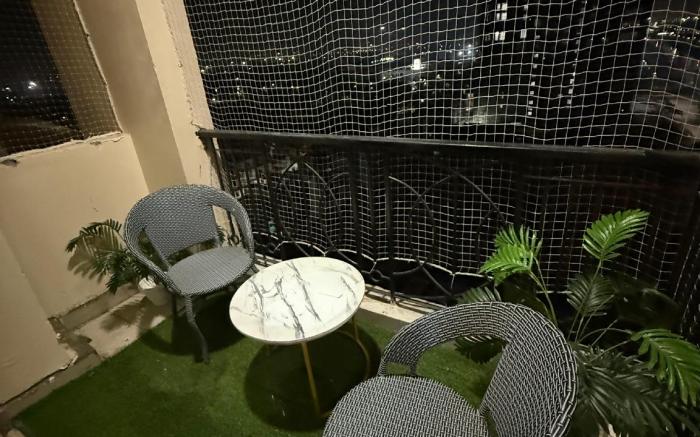Small space, Big Vibes 