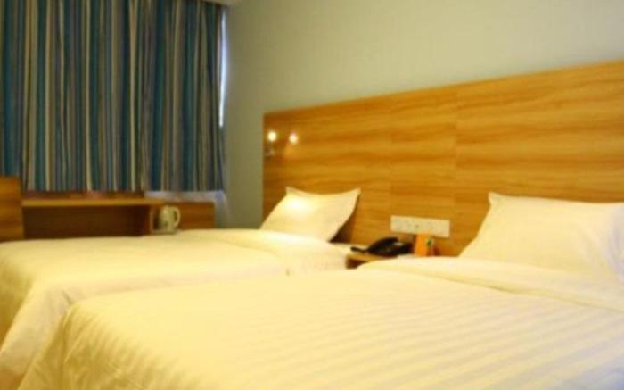 7 Days Inn Chengdu Jingli Hongpailou Metro Station
