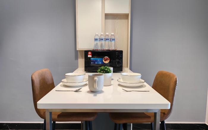 JUNE Homestay @ Vetro11 1BR 2-4Pax Sunset View