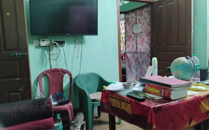 Unisex International Home Stay