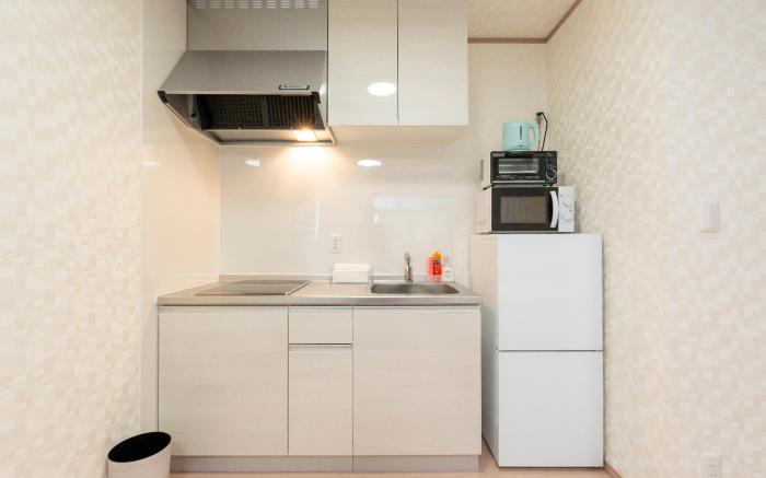 関空すぐ｜泉佐野駅6分｜新築・家電充実｜快適ステイ｜最大６名