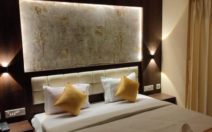 The Royal Sea -4* Hotel