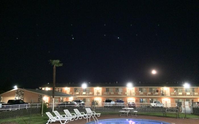 The River Inn & Suites