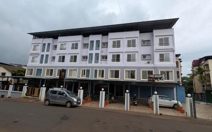 Westbay Biz Dreams Hotel and Suites