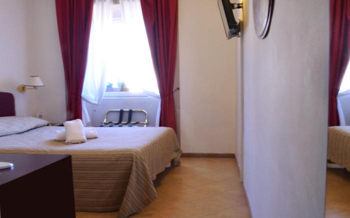 Hotel Cardinal of Florence  for ages 25 to 55