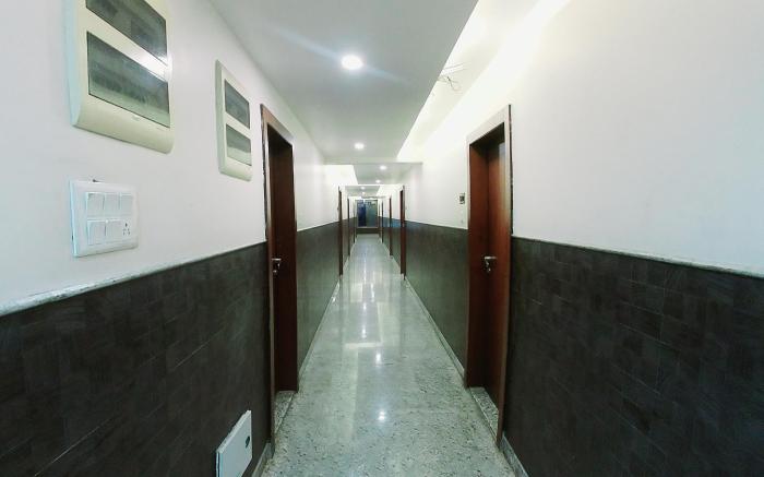 Hotel Royal Satyan Inn