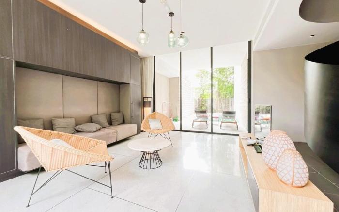 Pool Villa, Brand New, Near Beach, Peaceful time