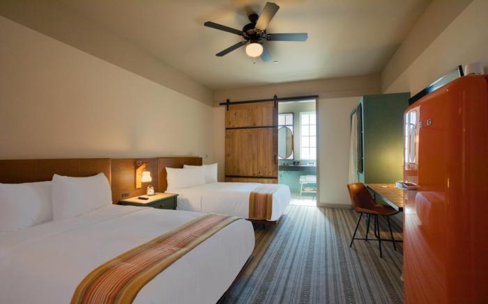 Texican Court by Valencia Hotel Group