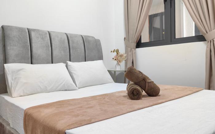 Near Airport|Sunset|High Floor|FreeParking|2BR5Pax