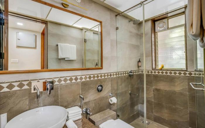 Cozy 1BHK w Pool in Arpora | 5 Mins to Baga Beach