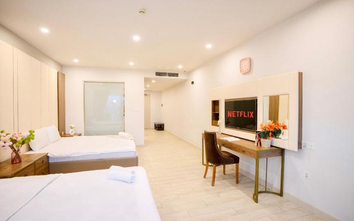 Spacious 5*Suites@Gold Coast Building, Beach Front