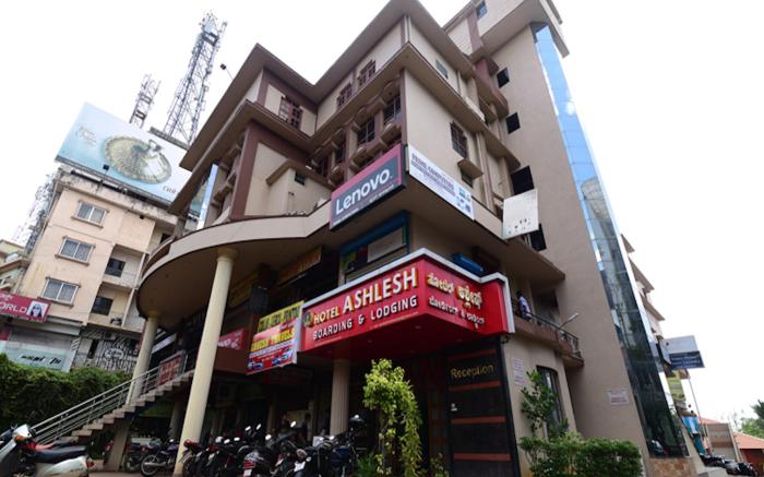 Hotel Ashlesh