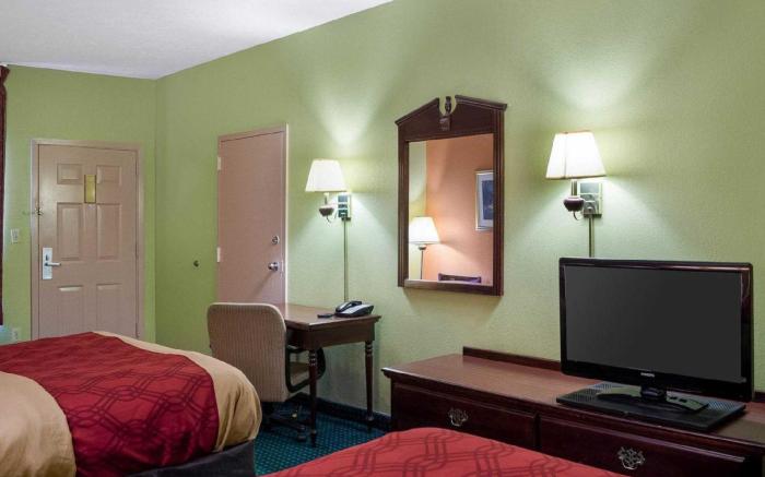 Econo Lodge Canton I-55