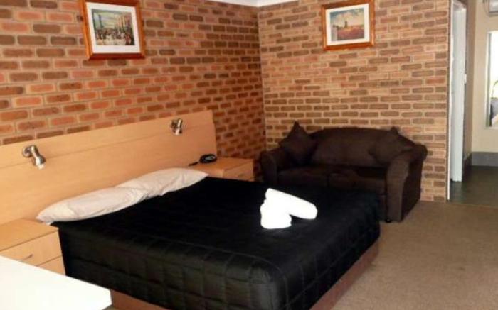 Jumbuck Motor Inn