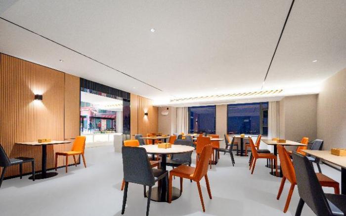 City Comfort Inn Wuhan Huangjia Lake University Town WUST Subway Station