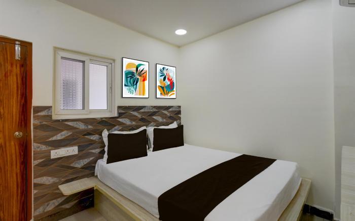 OYO 838612 Himagiri Luxury Rooms