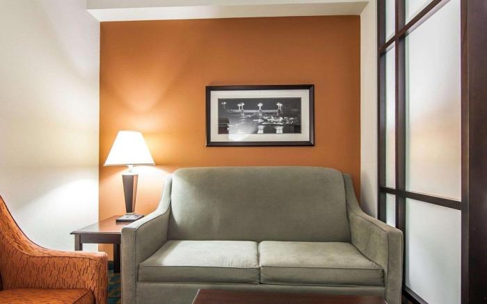 Comfort Suites Knoxville West - Farragut