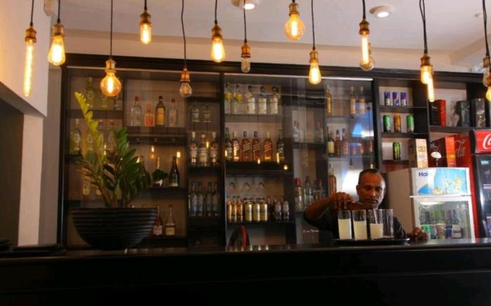 Nathaliya Transit Hotel