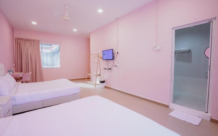 Pink Cabana Hotel