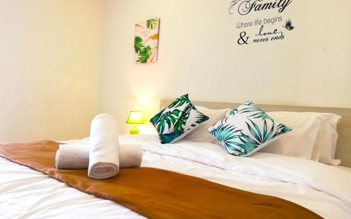 Exclusive Studio/ 1~4pax/ Gurney/ Mansion One