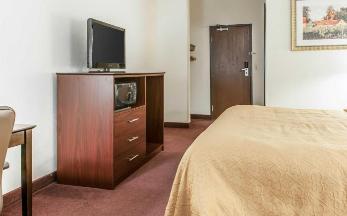Quality Inn & Suites