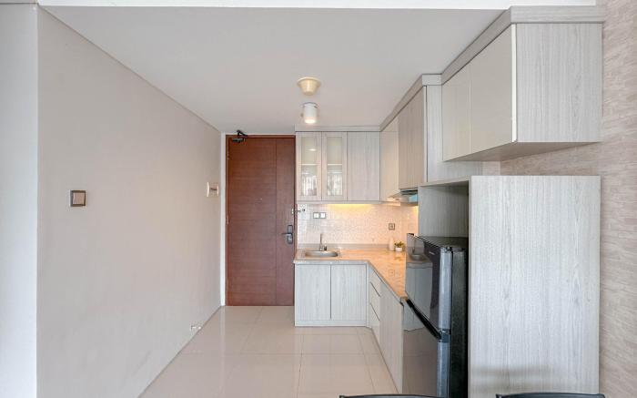 Modern Minimalist 2BR at Linden Apt By Travelio
