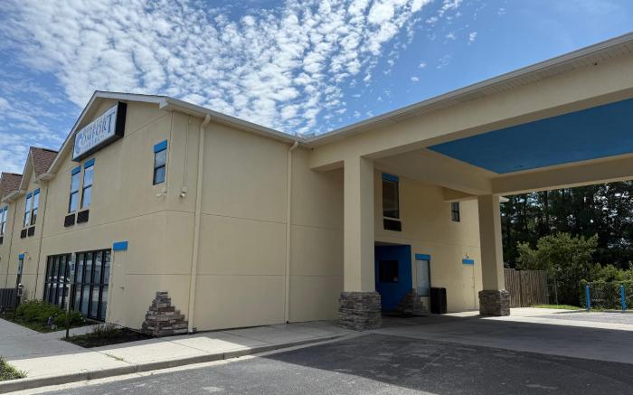 Coastal Comfort Hotel