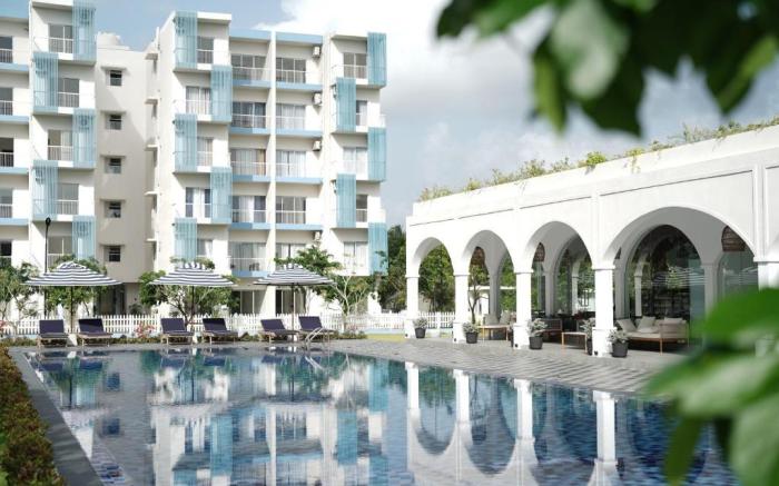 CM Holiday Apartment at Santorini Complex 