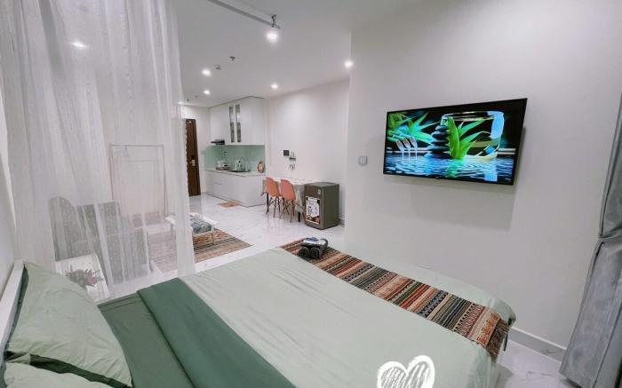 Vinhomes grand park Studio Pool view