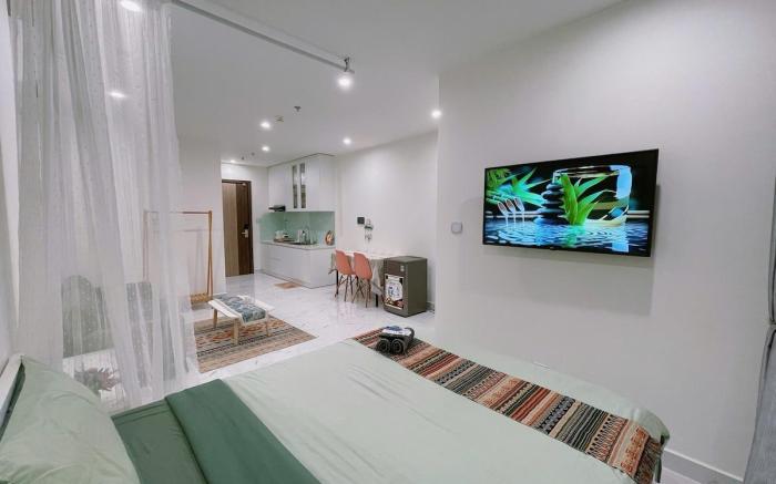 Vinhomes grand park Studio Pool view