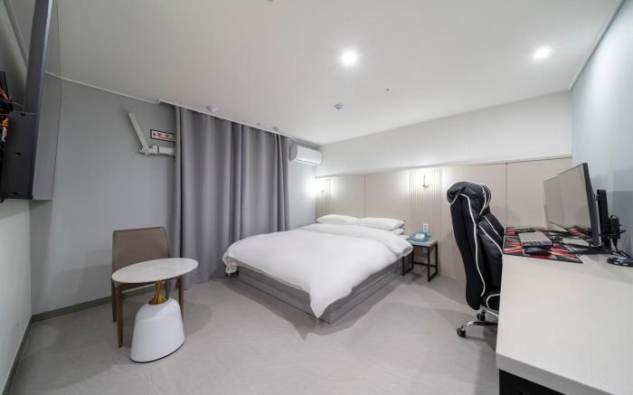 Suwon Ingye-dong Hanbam Hotel