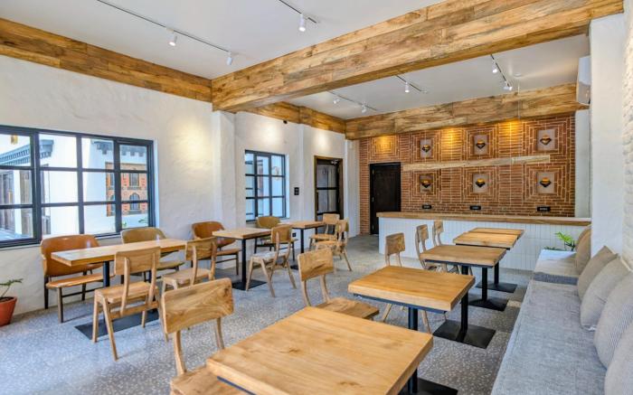 Uma Residence and Suites