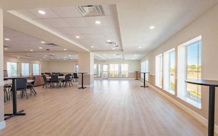 The J Hotel Dunedin Clearwater, an Ascend Collection Hotel