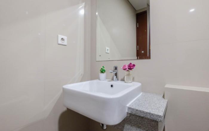 Boho Touch 2BR Lucky Tower Residence By Travelio